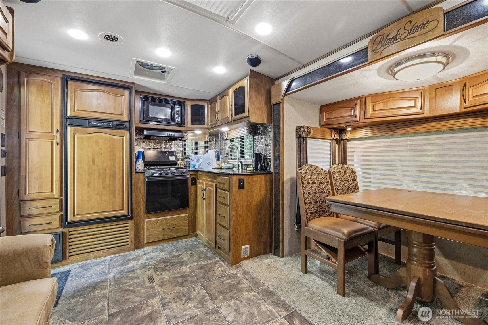 1164 Alder Lane Sumas WA 98295