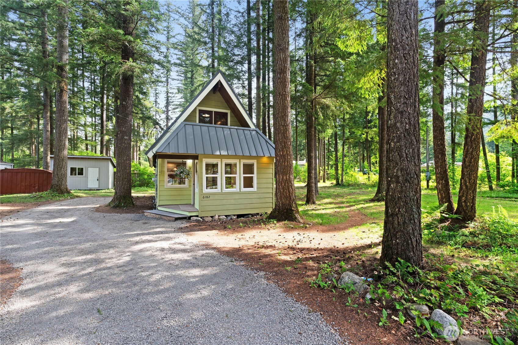 6182 Chestnut Drive Maple Falls WA 98266