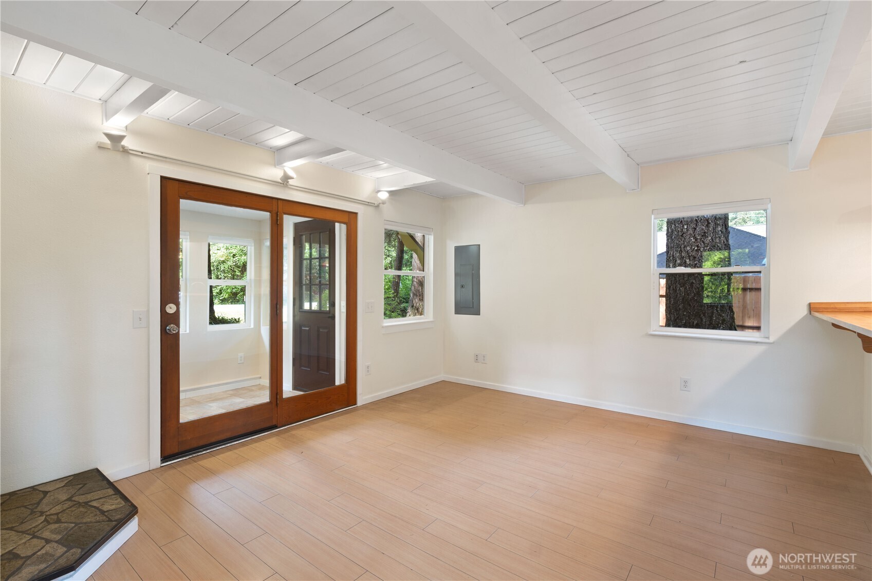 6182 Chestnut Drive Maple Falls WA 98266