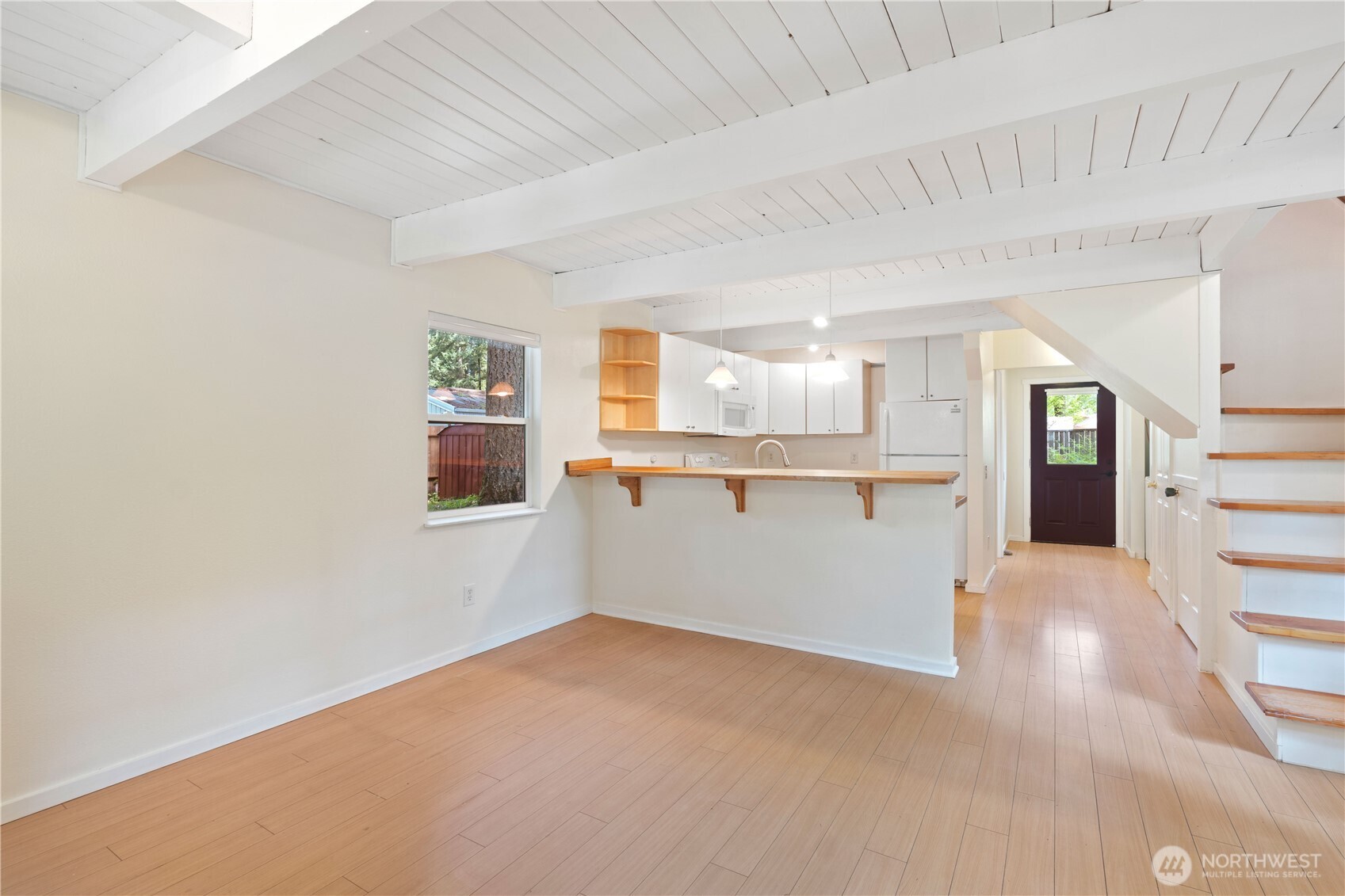6182 Chestnut Drive Maple Falls WA 98266