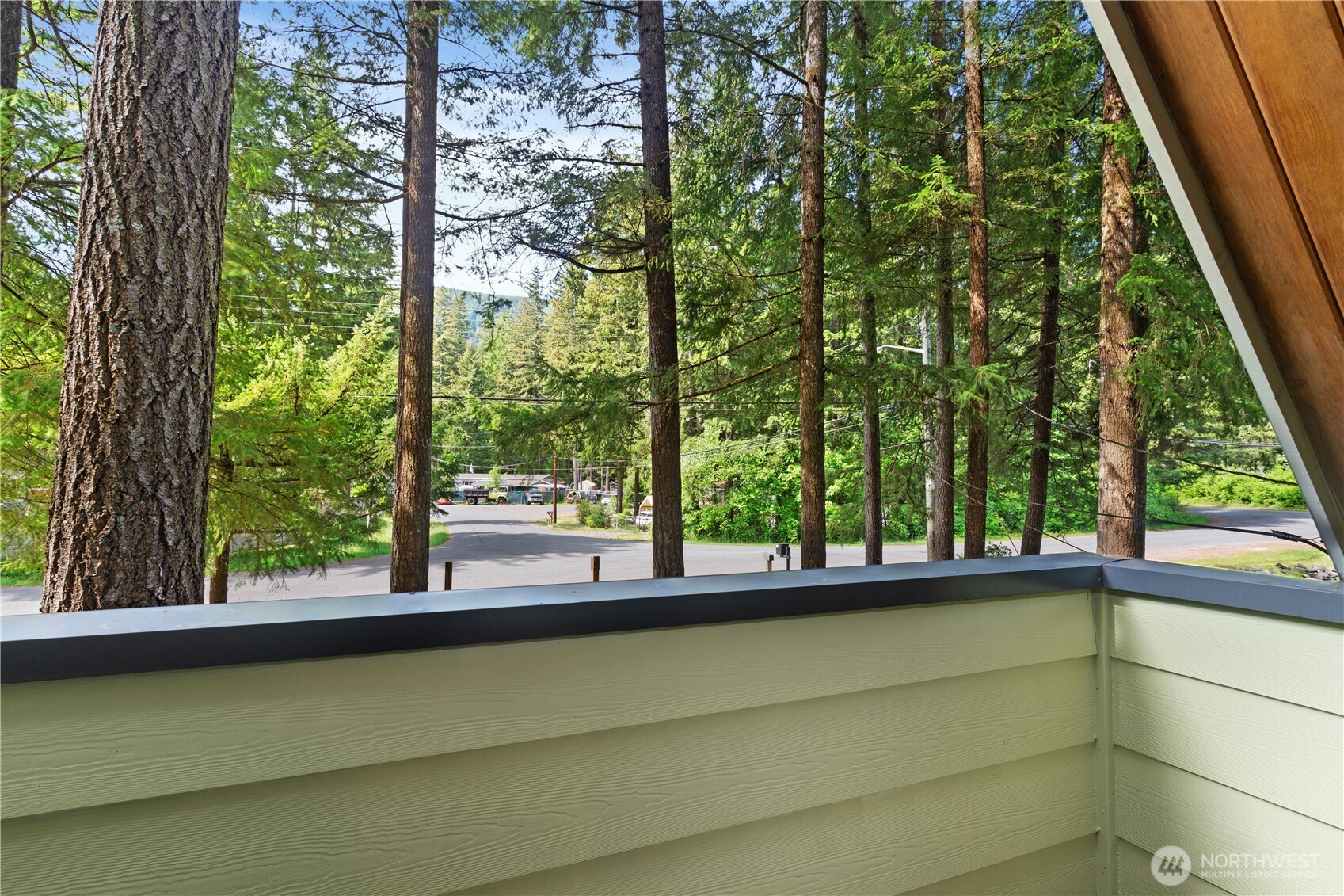 6182 Chestnut Drive Maple Falls WA 98266