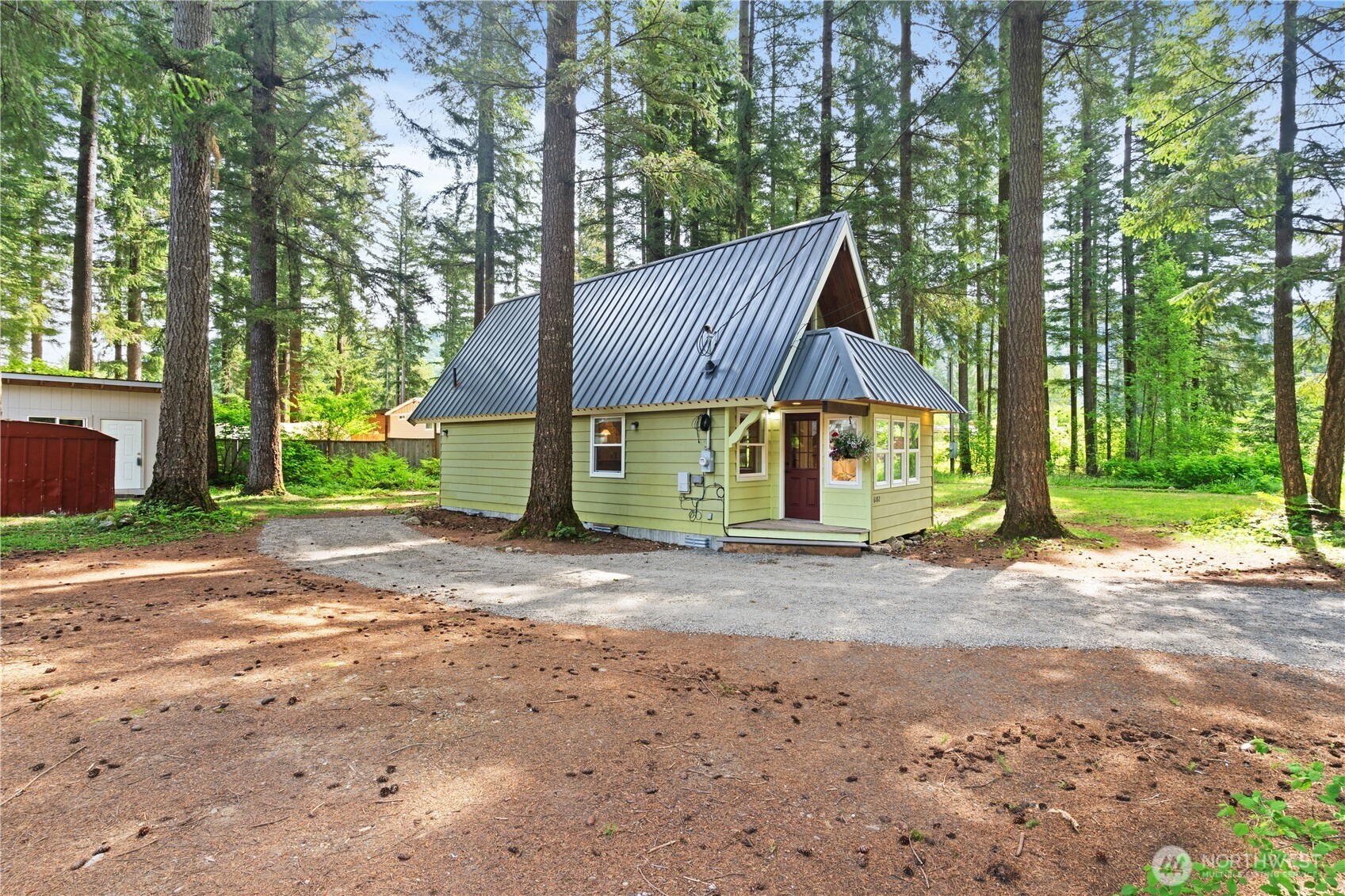 6182 Chestnut Drive Maple Falls WA 98266