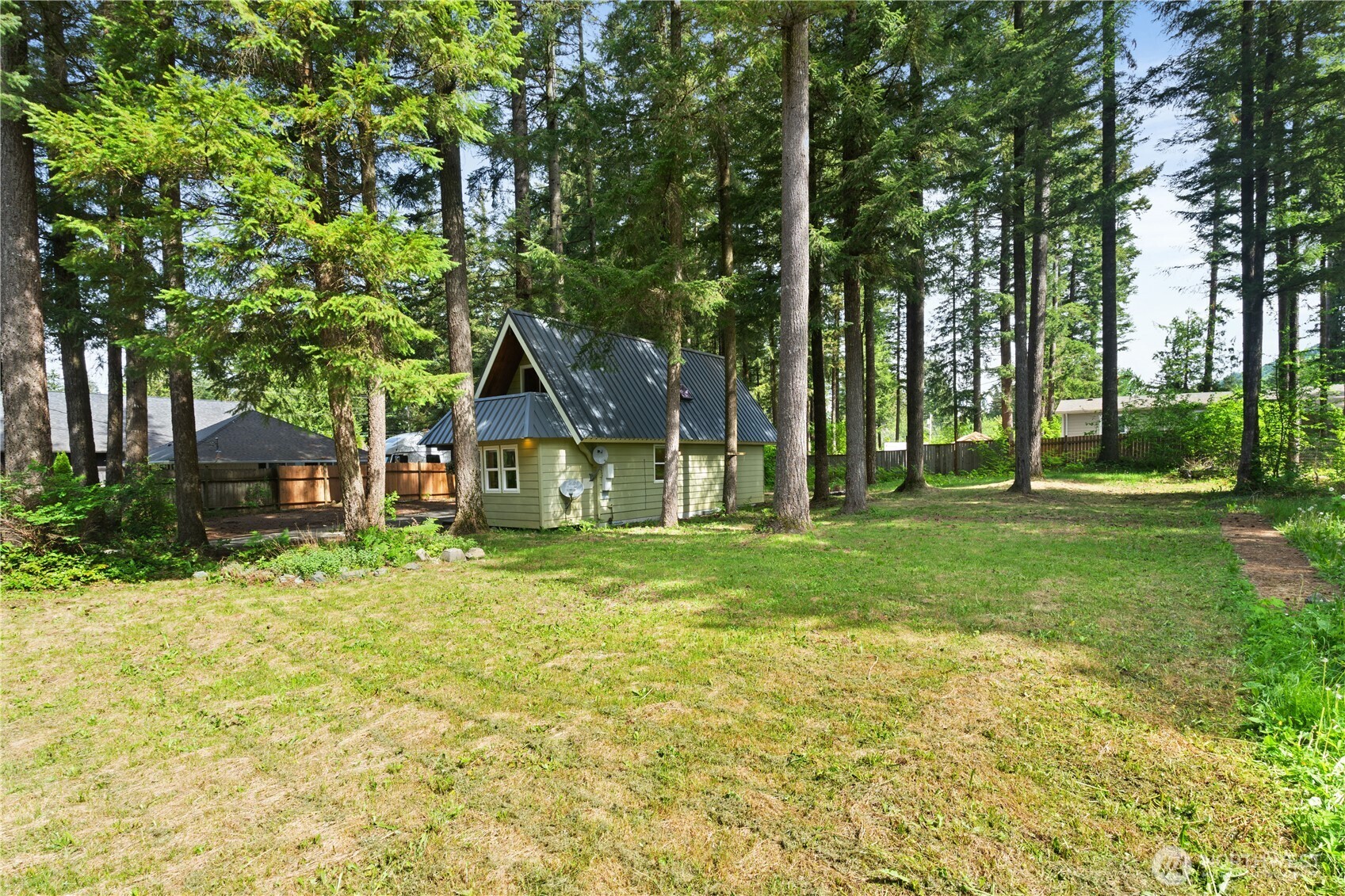 6182 Chestnut Drive Maple Falls WA 98266