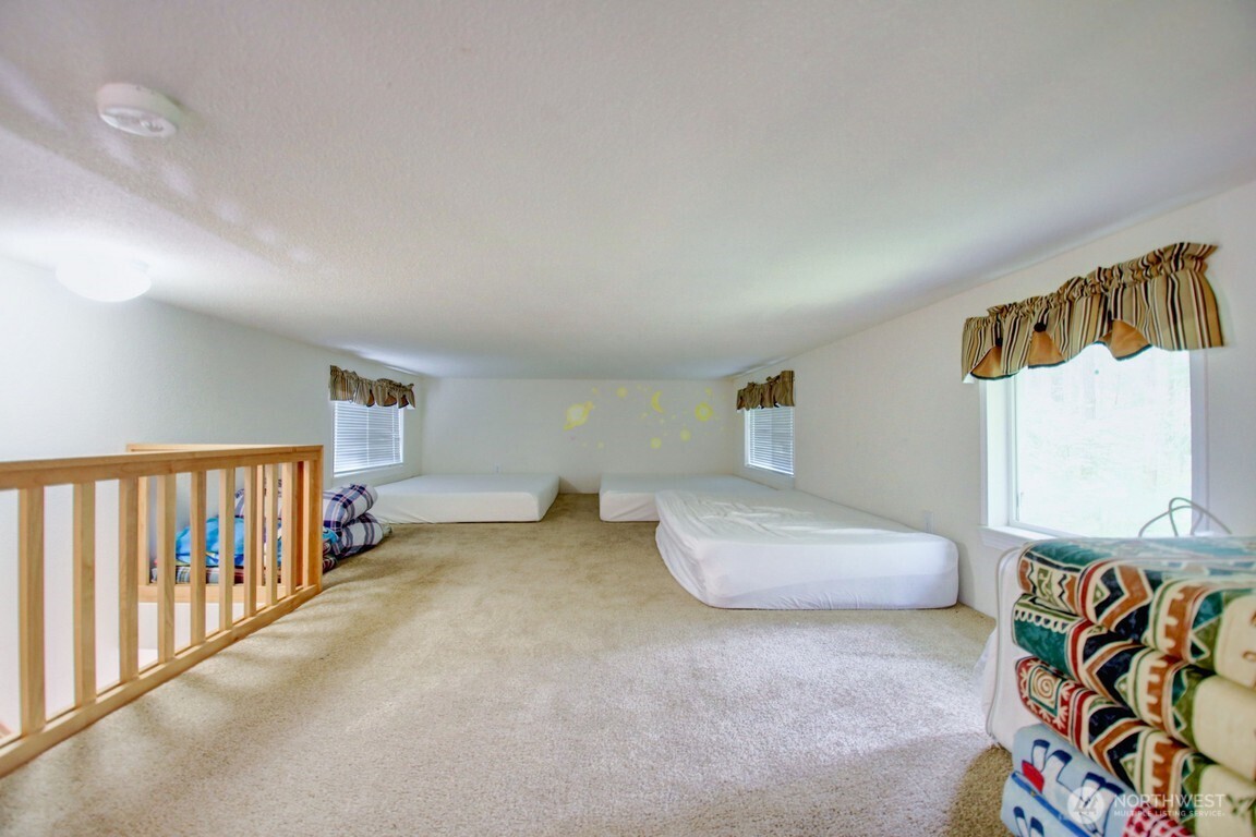 20 Goldrush Road Deming WA 98244