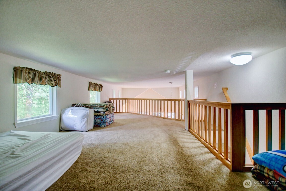 20 Goldrush Road Deming WA 98244