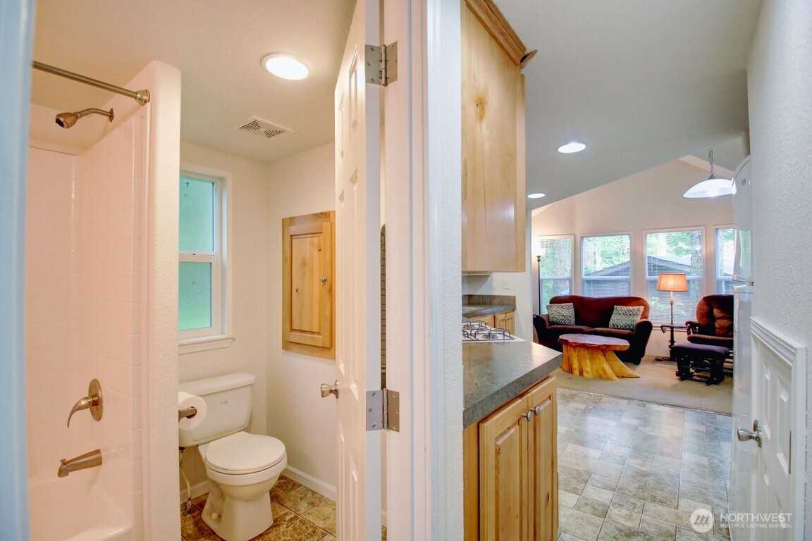20 Goldrush Road Deming WA 98244