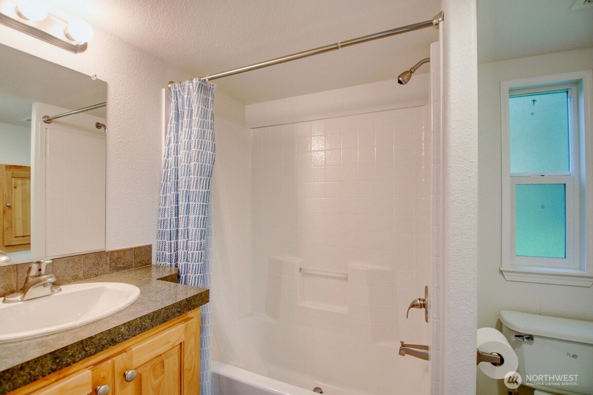 20 Goldrush Road Deming WA 98244