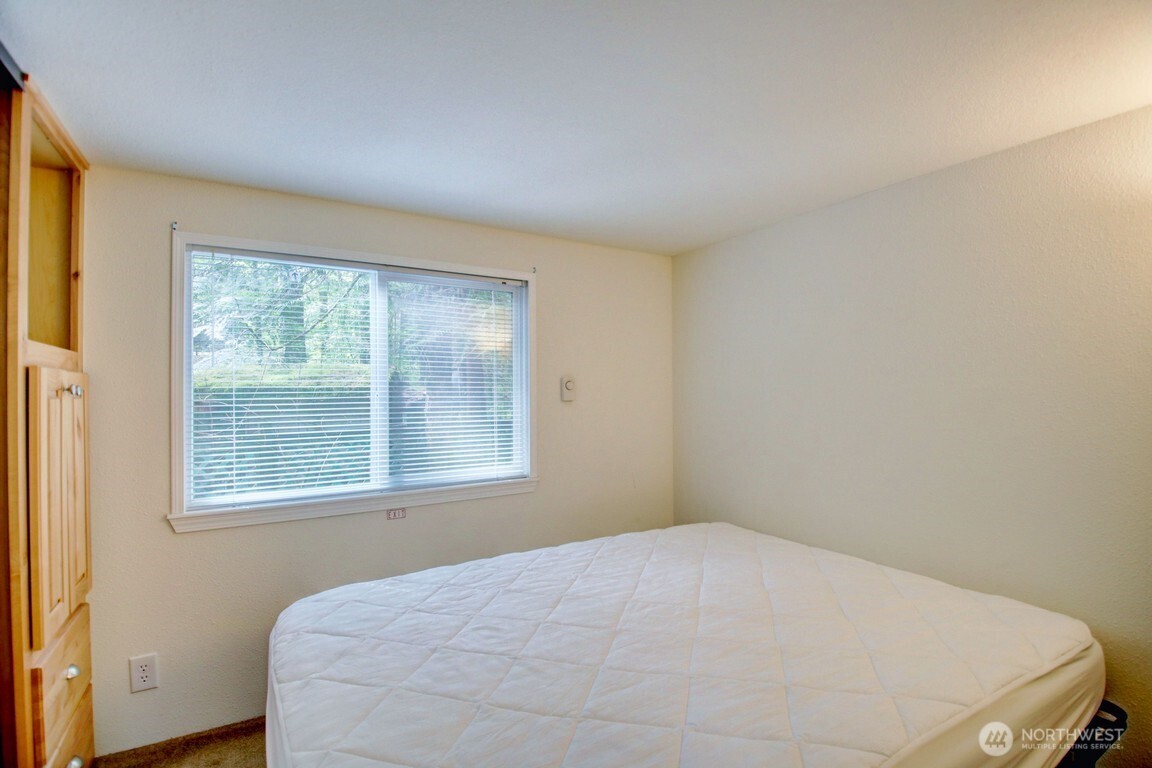 20 Goldrush Road Deming WA 98244