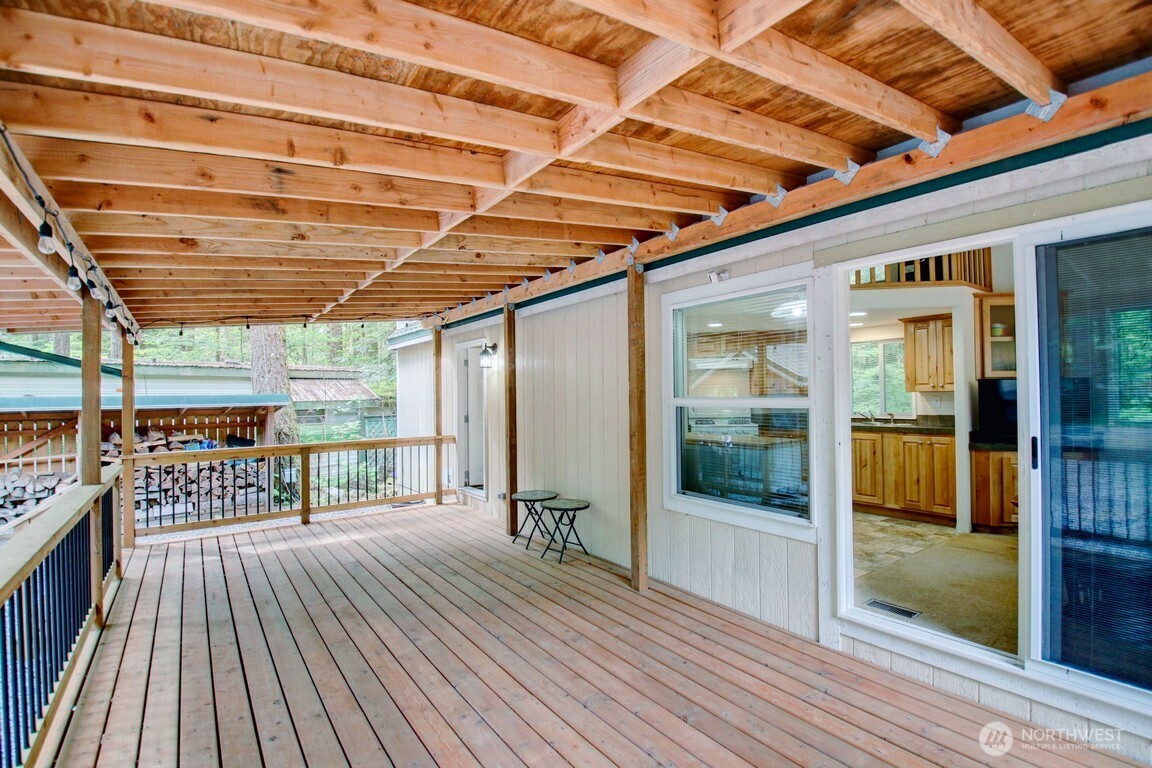 20 Goldrush Road Deming WA 98244