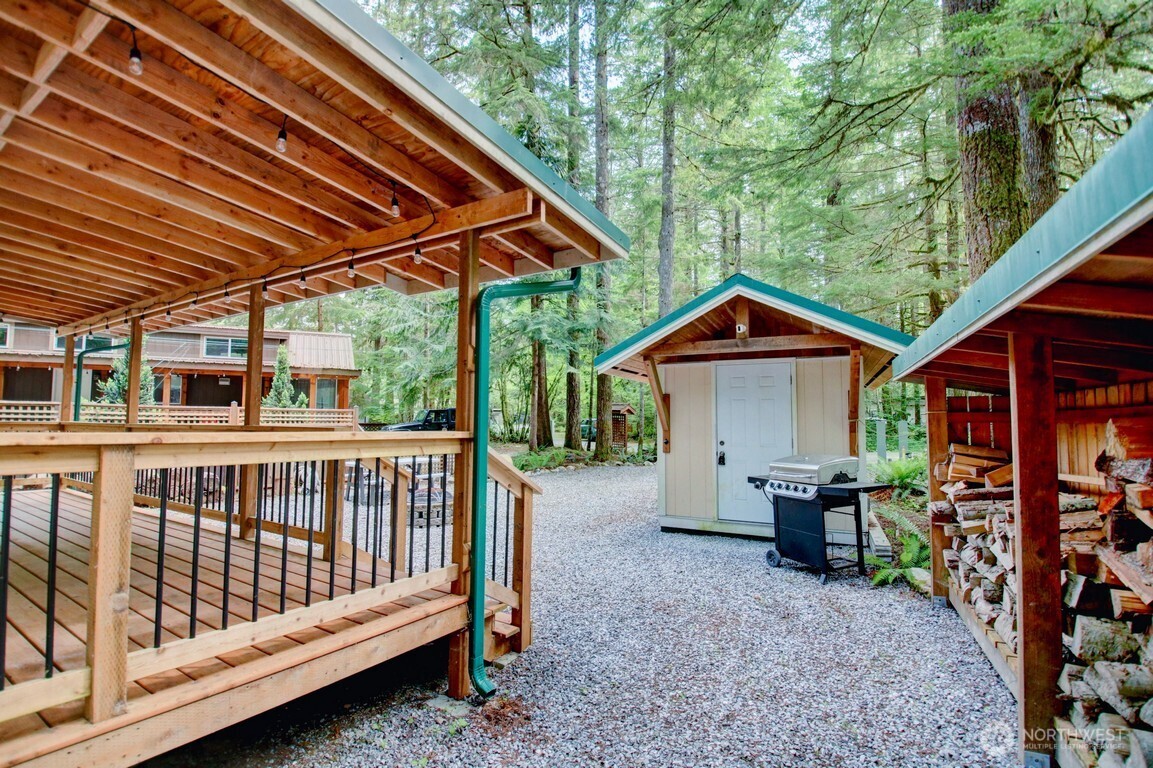 20 Goldrush Road Deming WA 98244