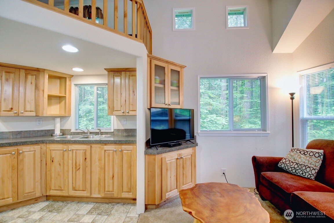 20 Goldrush Road Deming WA 98244