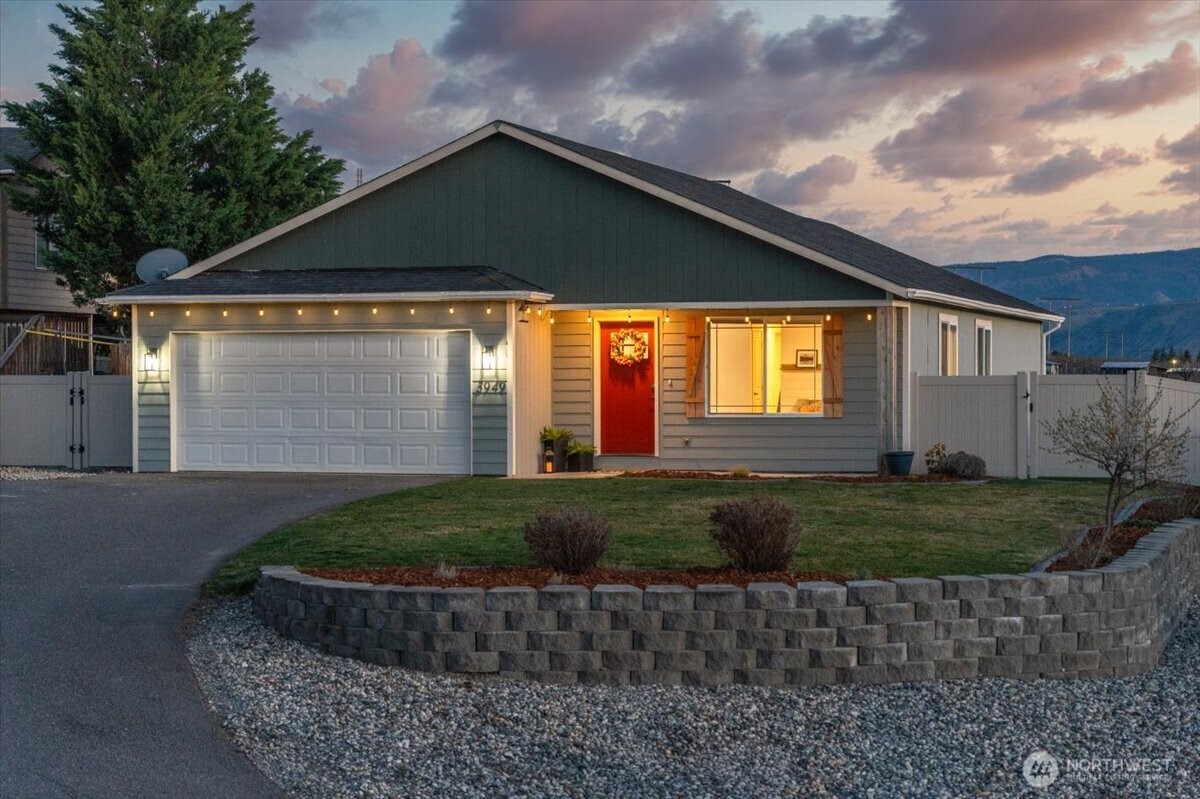 3949 NE Vista Del Rey Drive East Wenatchee WA 98802