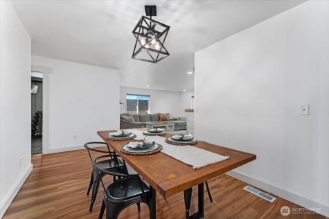 3949 NE Vista Del Rey Drive East Wenatchee WA 98802