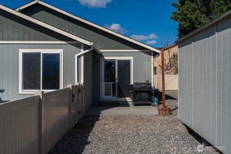 3949 NE Vista Del Rey Drive East Wenatchee WA 98802