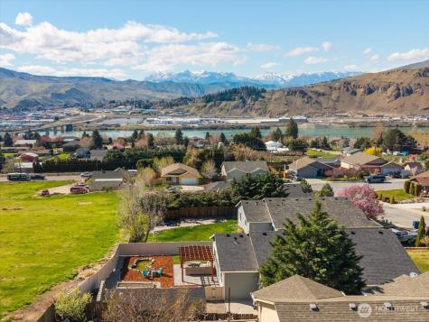 3949 NE Vista Del Rey Drive East Wenatchee WA 98802