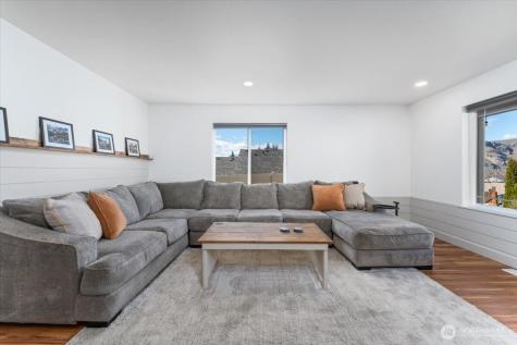 3949 NE Vista Del Rey Drive East Wenatchee WA 98802