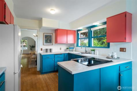 801 16th Avenue Seattle WA 98122
