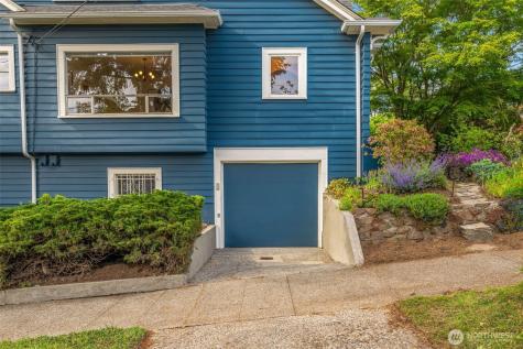 801 16th Avenue Seattle WA 98122