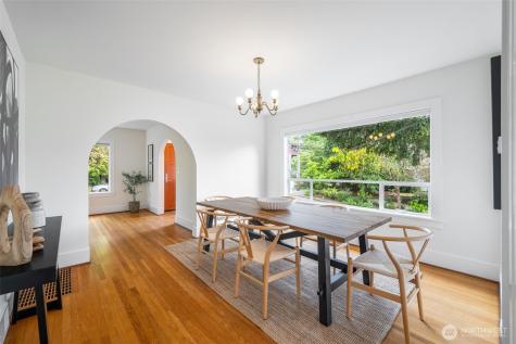 801 16th Avenue Seattle WA 98122