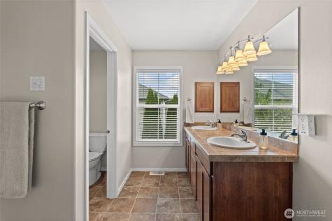 23412 SE 260th Court Maple Valley WA 98038