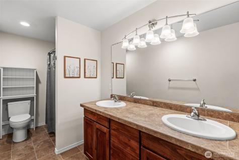 23412 SE 260th Court Maple Valley WA 98038