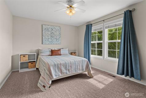 23412 SE 260th Court Maple Valley WA 98038
