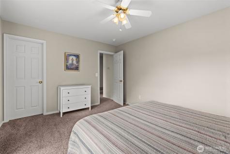 23412 SE 260th Court Maple Valley WA 98038