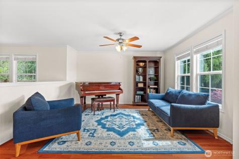 23412 SE 260th Court Maple Valley WA 98038