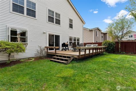 23412 SE 260th Court Maple Valley WA 98038