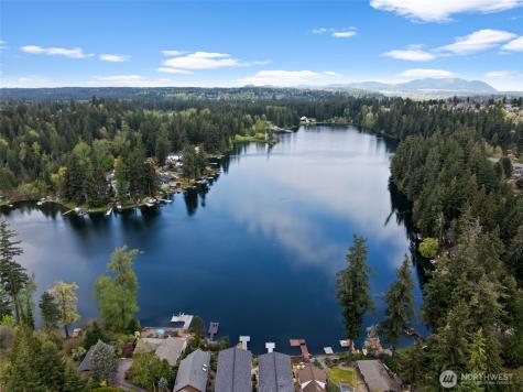 23412 SE 260th Court Maple Valley WA 98038