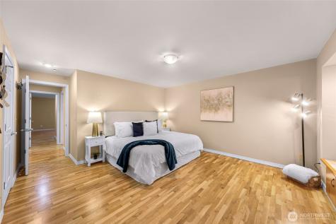 16828 NE 18th Street Bellevue WA 98008