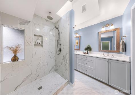 16828 NE 18th Street Bellevue WA 98008