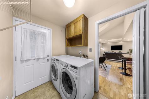 16828 NE 18th Street Bellevue WA 98008