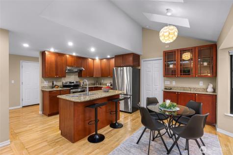 16828 NE 18th Street Bellevue WA 98008