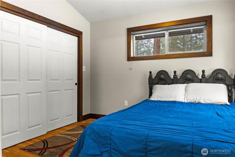 21 Twin Lakes Drive Winthrop WA 98862