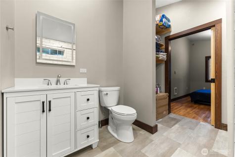 21 Twin Lakes Drive Winthrop WA 98862