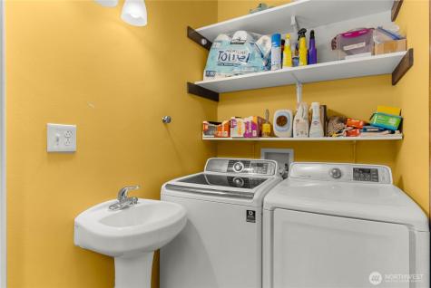 21 Twin Lakes Drive Winthrop WA 98862