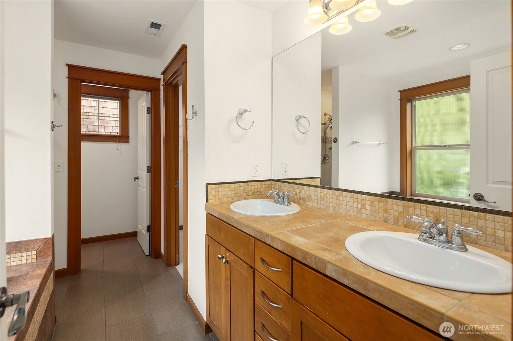 1905 NE 125th Street Seattle WA 98125
