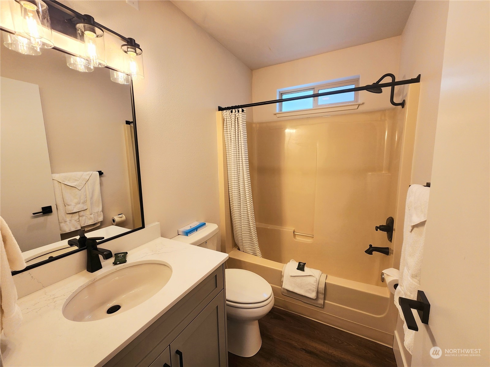 1 Lodge 623-a Manson WA 98831