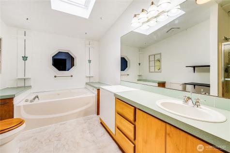 704 87th Avenue NE Lake Stevens WA 98258