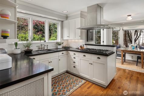 115 Dorffel Drive E Seattle WA 98112