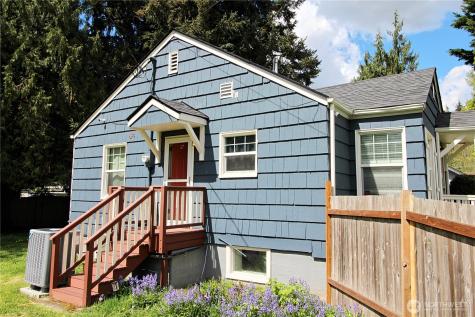 5722 119th Avenue E Puyallup WA 98372