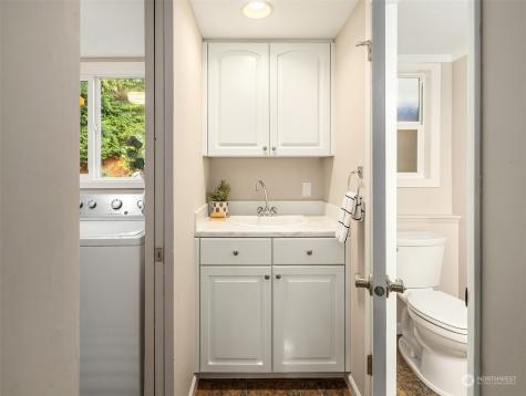 6040 86th Avenue Se Mercer Island WA 98040