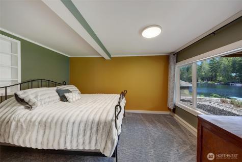 292 NE Lake Drive Tahuya WA 98588