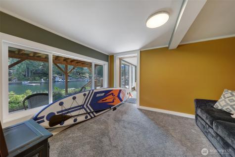 292 NE Lake Drive Tahuya WA 98588