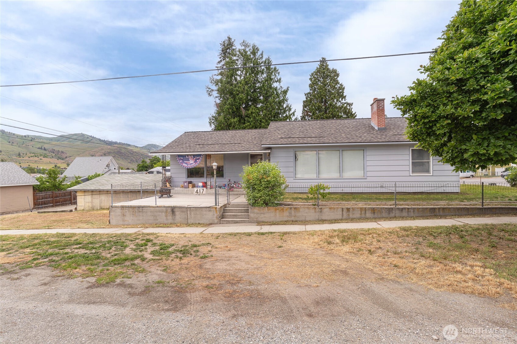 417 N Sanders Street Chelan WA 98816