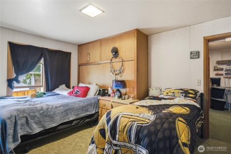 417 N Sanders Street Chelan WA 98816