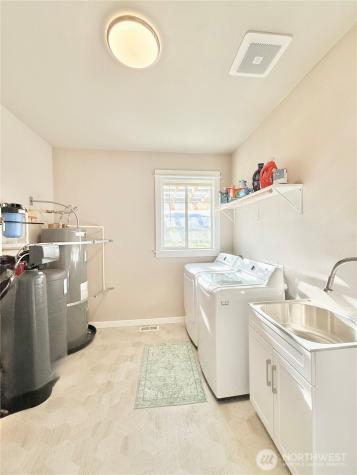 103 Johnson Creek Road Omak WA 98841
