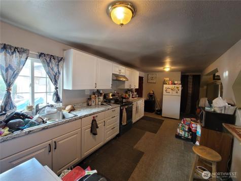 9951 Highland Drive NE Moses Lake WA 98837