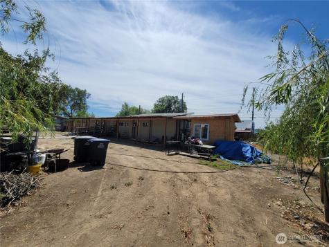 9951 Highland Drive NE Moses Lake WA 98837